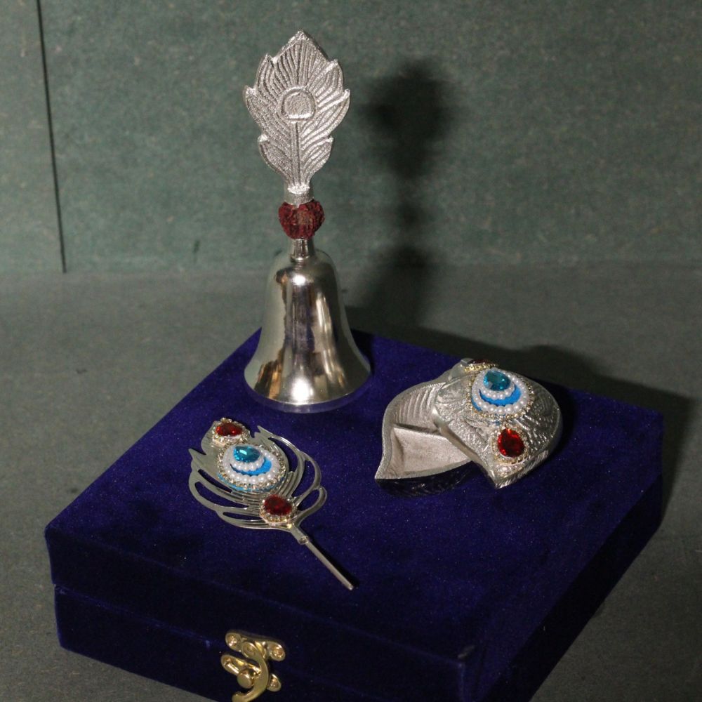 Tilak Chopda Set with Bell – Boxed — view 5