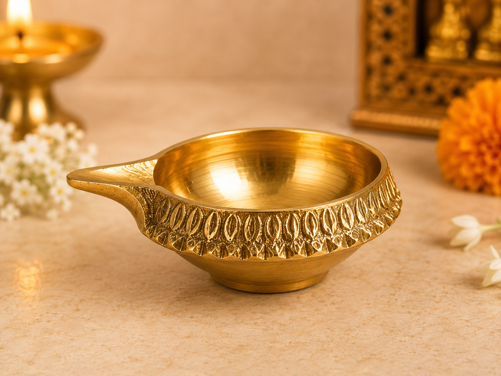 Kuber Deep – Traditional Brass-Toned Pooja Oil Lamp in Medium & Large Sizes