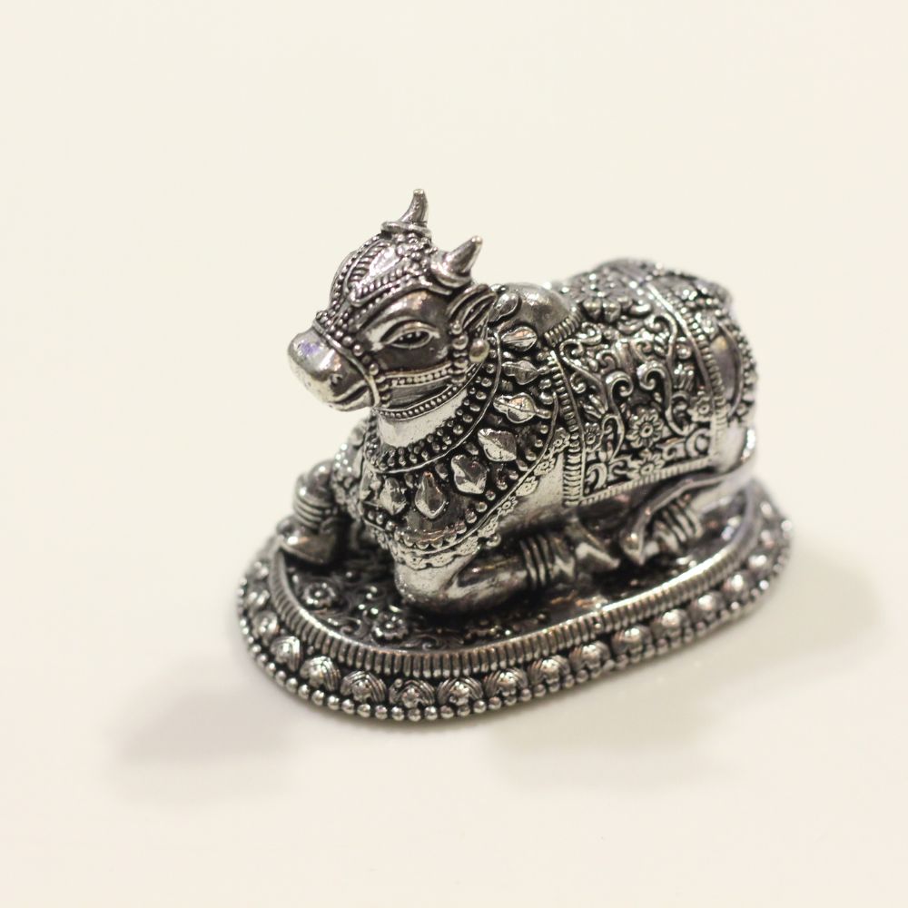 Nandi Figurine – Oxidised Silver Finish