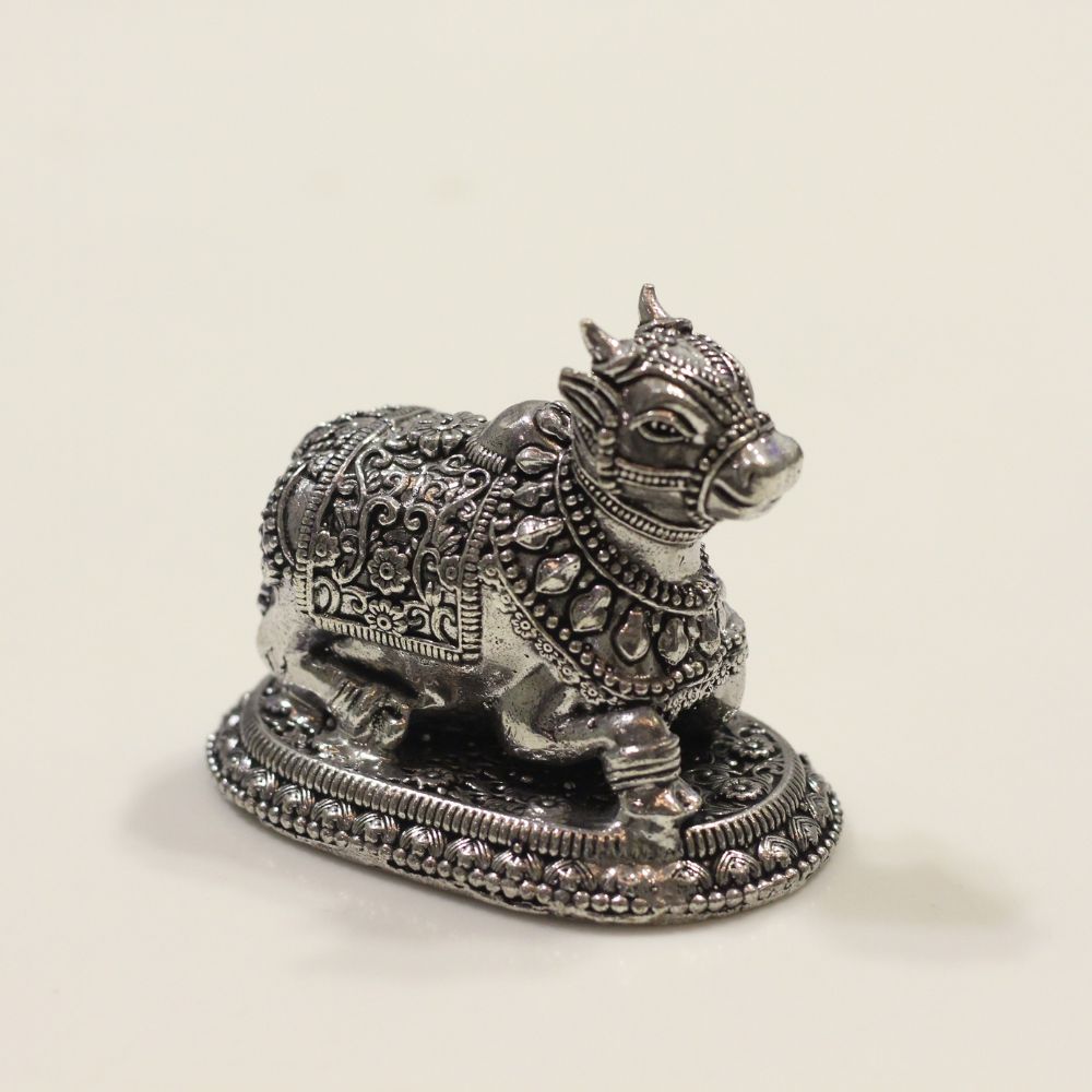 Nandi Figurine – Oxidised Silver Finish