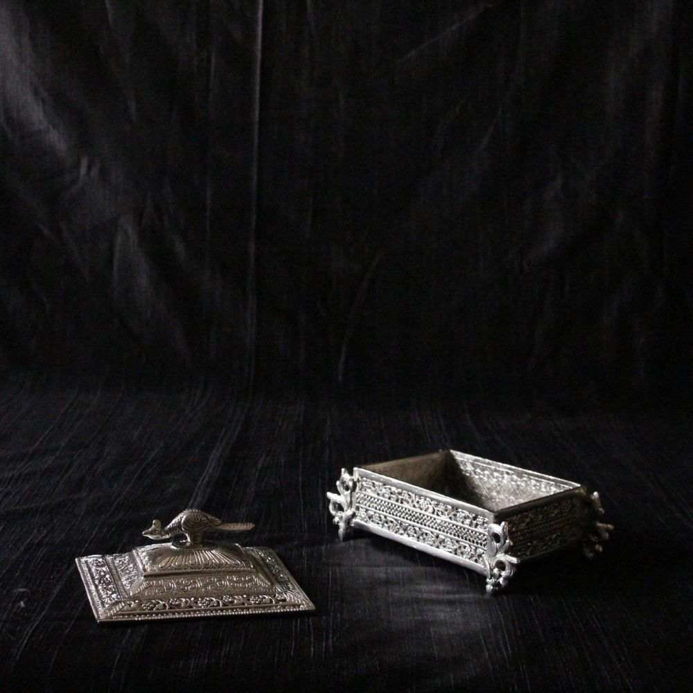 Silver-Finish Baggi Trinket Box — view 4