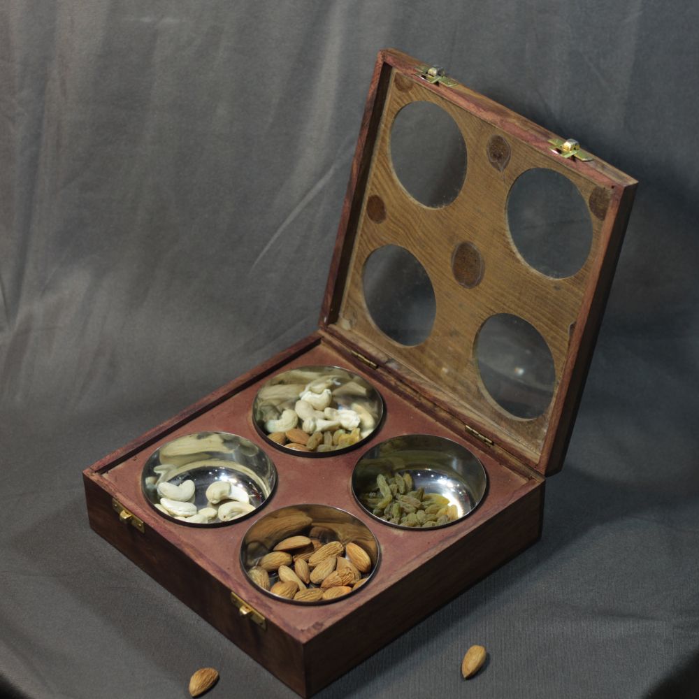 Wooden Dryfruit Box – 4 Bowl, 8x8