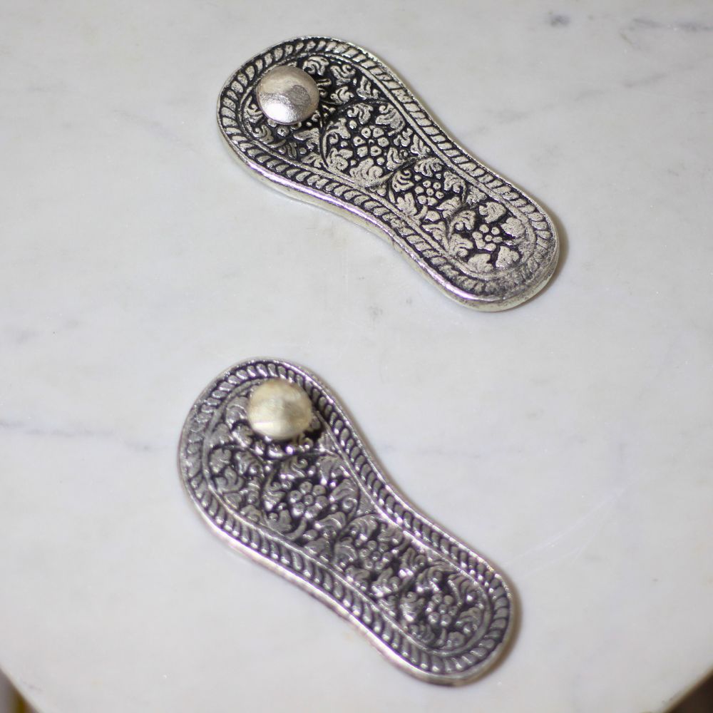 Silver-Finish Charan Paduka – Pair — view 3