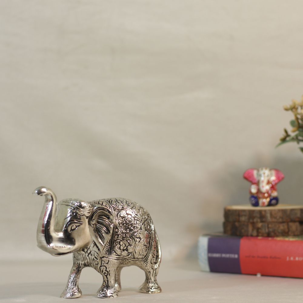 Silver-Finish Elephant Figurine – Medium — Antique silver tone