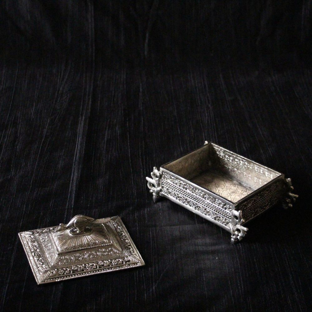 Silver-Finish Baggi Trinket Box — view 5