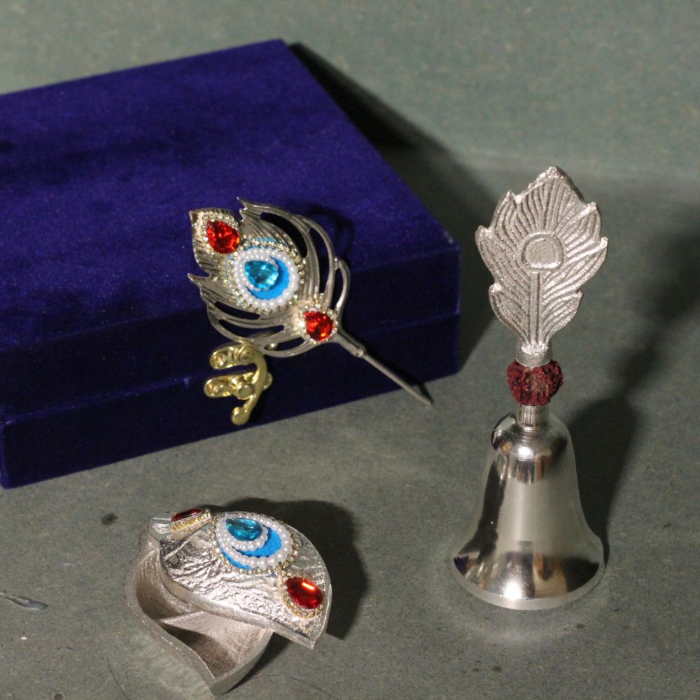 Tilak Chopda Set with Bell – Boxed — view 7