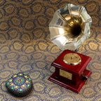 Decorative Gramophone — view 3