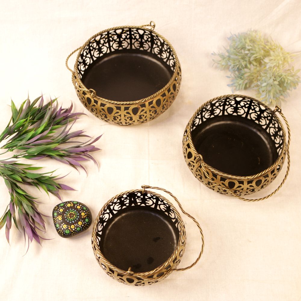 Cutwork Iron Basket – Set of 3 — view 3