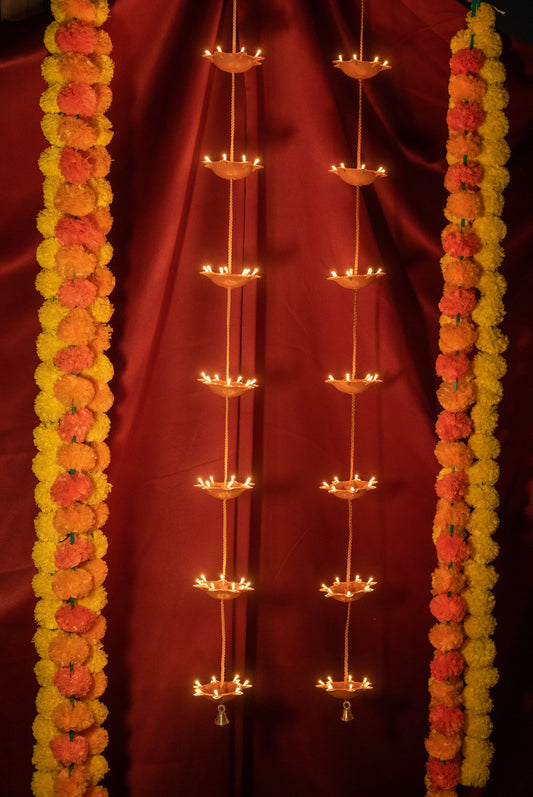 Pair of 7 Vertical Diyas