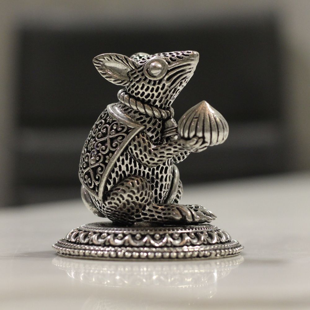 Mushak Figurine – Oxidised Silver Finish, Medium