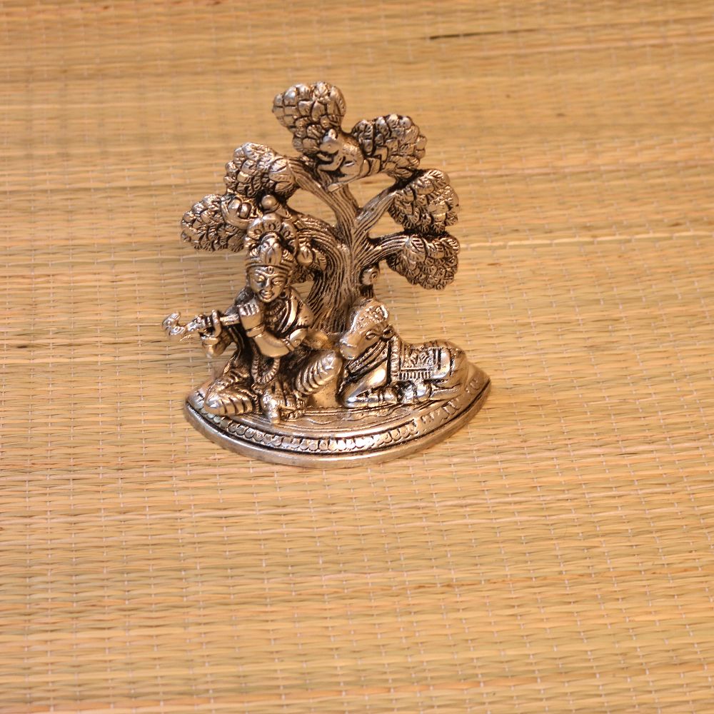 Balgopal Under Tree Idol – Silver Finish — view 4