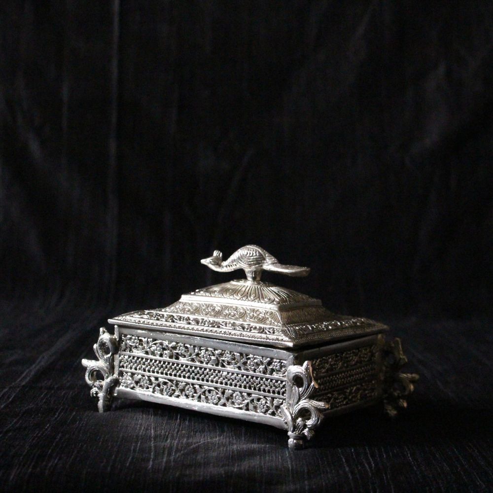 Silver-Finish Baggi Trinket Box — view 6
