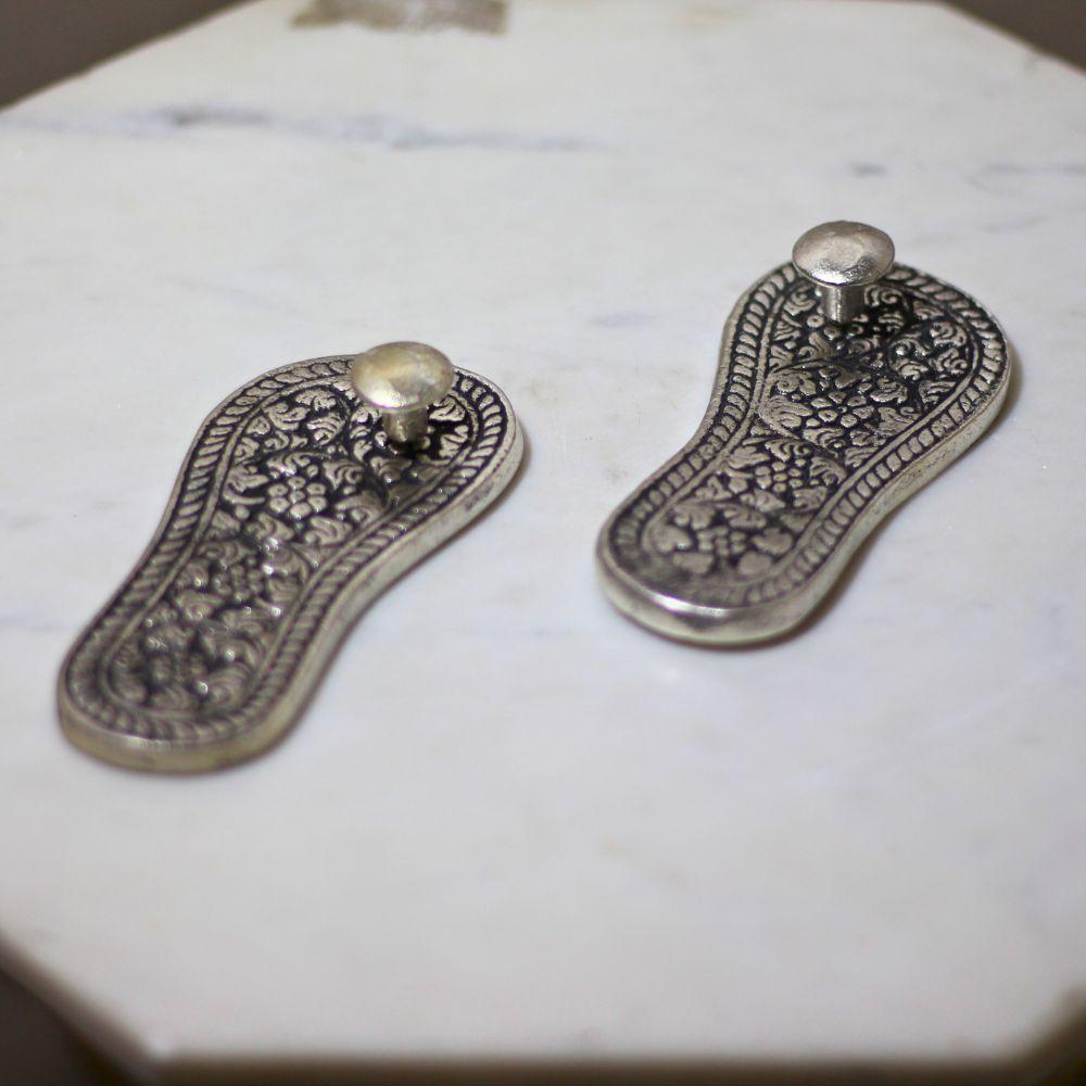Silver-Finish Charan Paduka – Pair — view 5