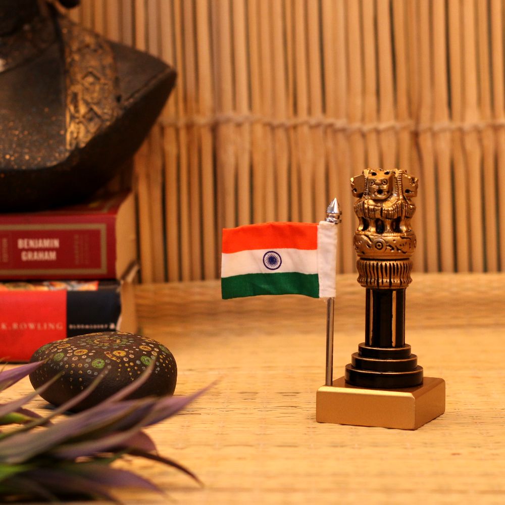 Wooden Ashok Pillar with Flag – 8 inch — Dark polished wood with a gold capital