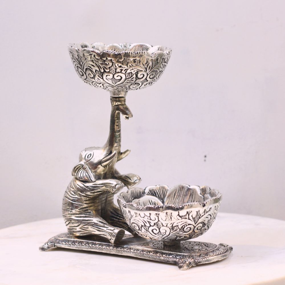 Elephant Twin Bowl Stand – Silver Finish — Antique silver tone
