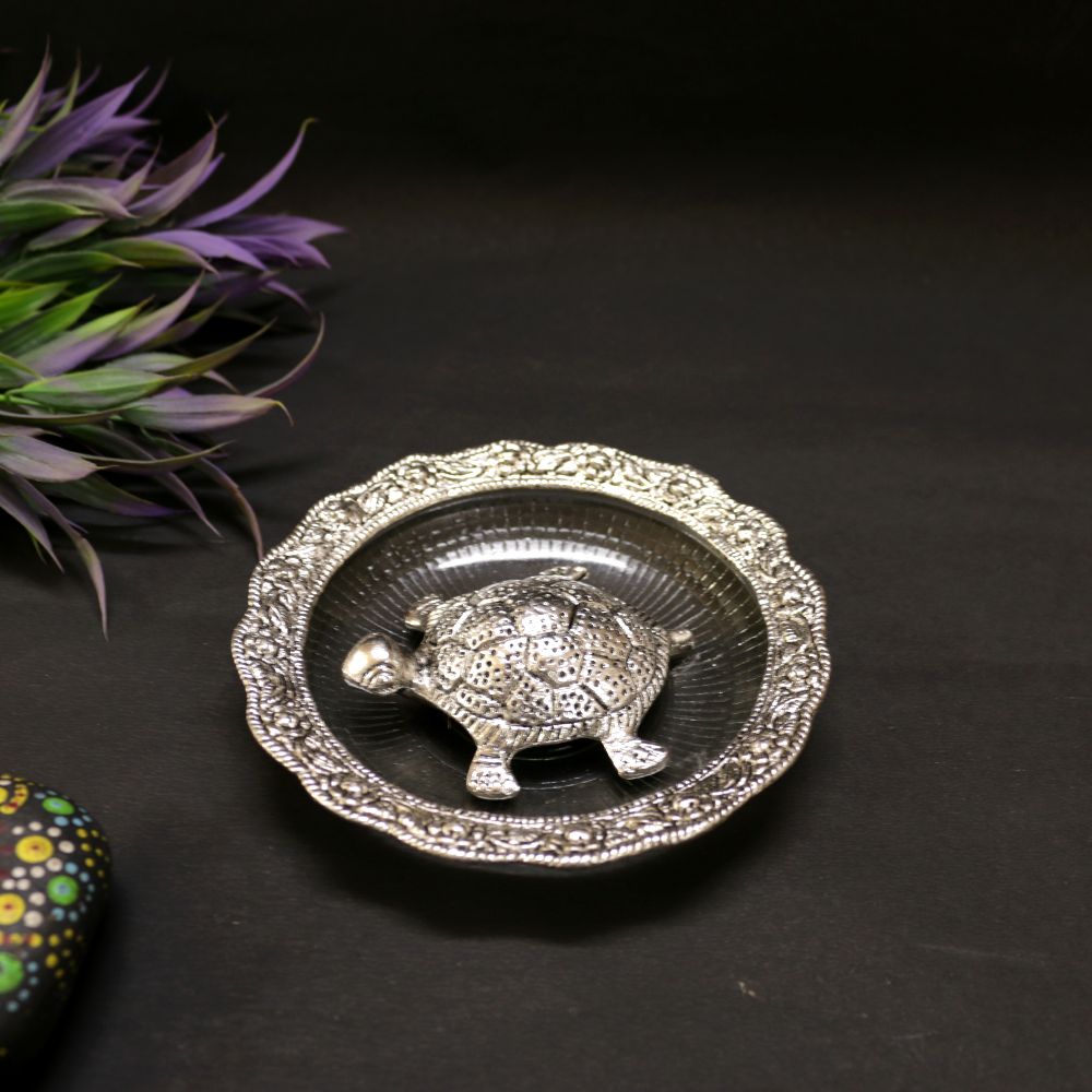 Tortoise Plate – Silver — Antique silver