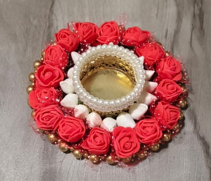 Red rose tealight holder