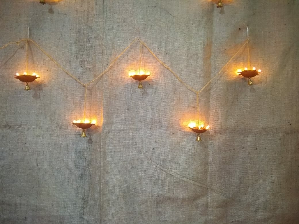 Horizontal Diyas