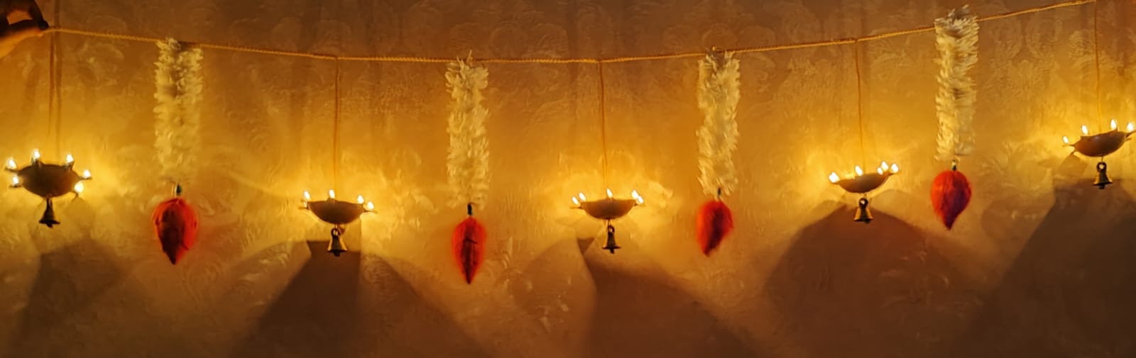 Horizontal Diyas